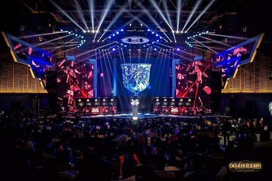 所展现的稳 所展现的稳