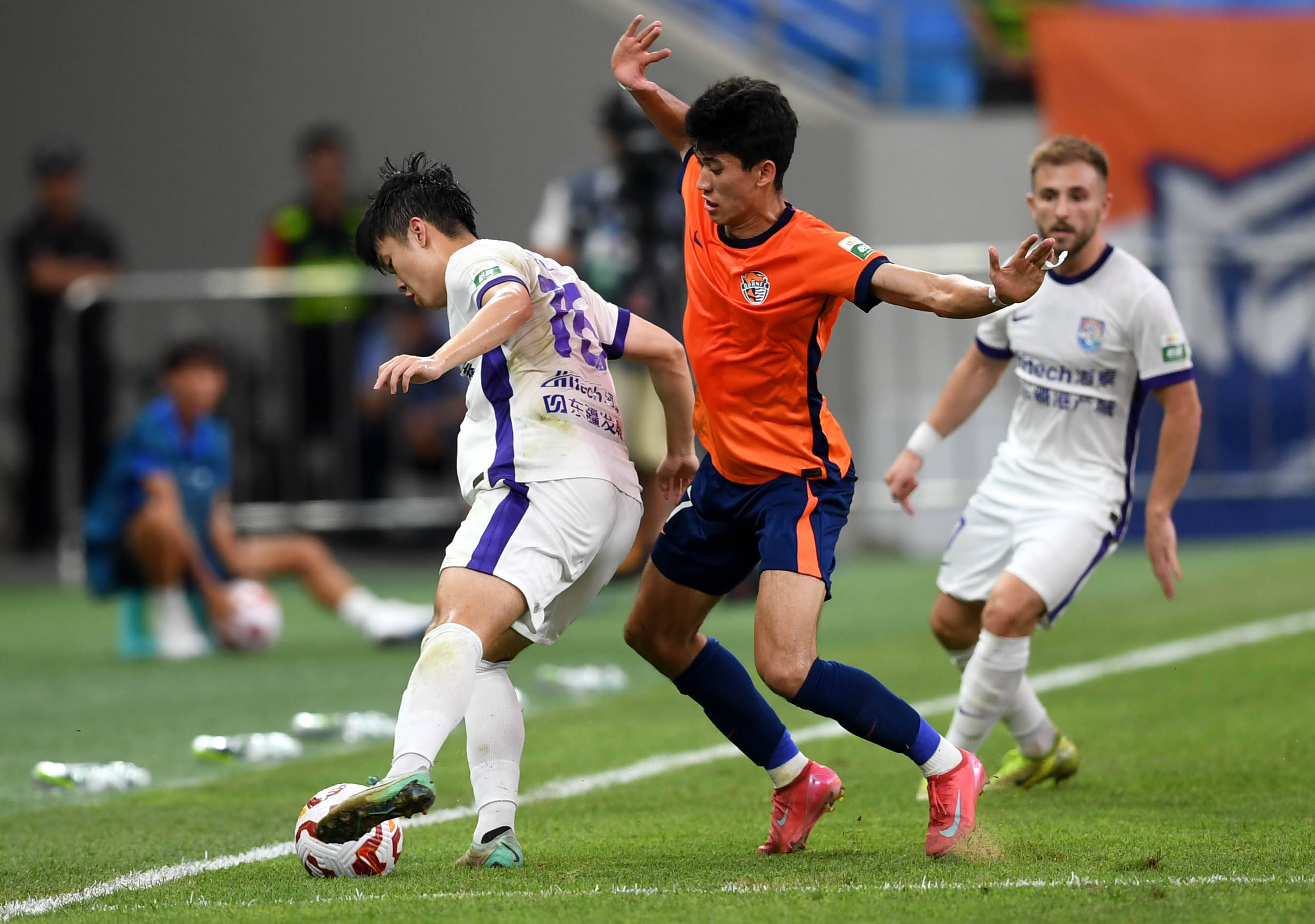 并不突出 并不突出